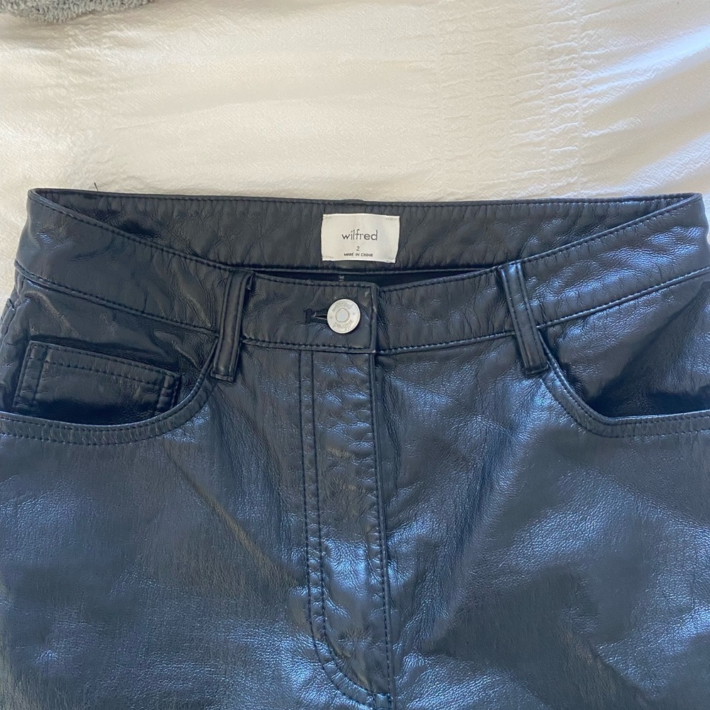 Wilfred Melina Pant